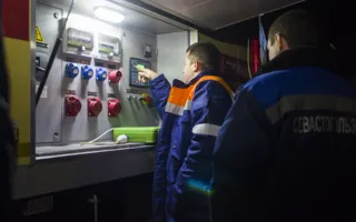 Пять дней без света вынудили жителей Севастополя устроить митинг