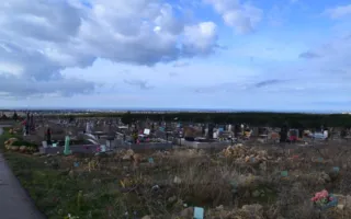 Похороны на свалках 5-го километра: что изменилось полгода спустя