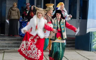 Весёлыми народными гуляниями отметили Рождество в КИЦ