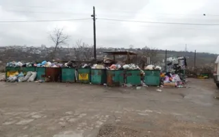 Красная Горка: Ни транспорта, ни канализации, ни дорог 