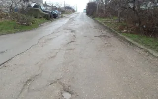Красная Горка: Ни транспорта, ни канализации, ни дорог 