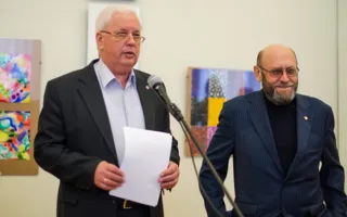 Выставка камерной абстрактной акварели открылась в Севастополе
