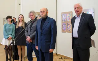 Выставка камерной абстрактной акварели открылась в Севастополе