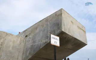 Строители возвели первую опору Крымского моста на острове Тузла 
