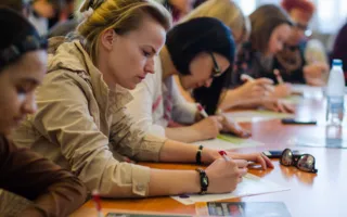 Севастопольцы написали Тотальный диктант с Ольгой Кабо