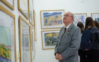Выставкой детских работ открылась новая галерея «Арт-Маяк»
