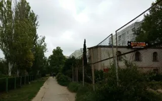 Напротив детского сада открывают... «пивнуху»