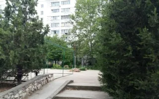 Напротив детского сада открывают... «пивнуху»