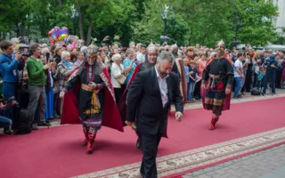 «Золотой витязь» открылся в Севастополе с красной дорожки