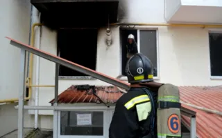 Маленькому ребёнку и его матери удалось выжить после пожара