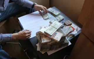 Фото и видео взятия нелегального обменника от ФСБ