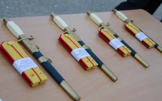 В «Нахимке» выпустили офицеров и иностранных специалистов