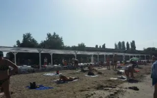 Севастопольцы довольны: Пляж «Омега» приводят в порядок