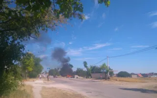Огромные клубы дыма над Дергачами: загорелась свалка
