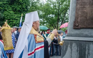 Памятник Греческому легиону установили в Севастополе
