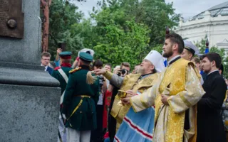 Памятник Греческому легиону установили в Севастополе