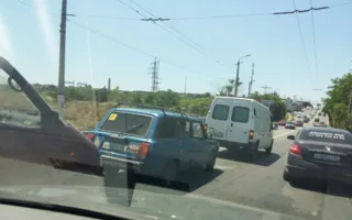 ДТП в Севастополе: три авто встали «паровозиком» возле «Студгородка»