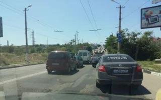ДТП в Севастополе: три авто встали «паровозиком» возле «Студгородка»