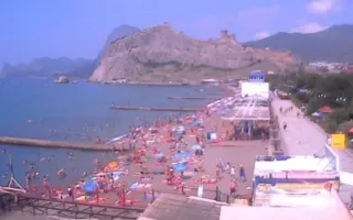 Пляжи Крыма похожи на муравейник от количества туристов. Фотофакты