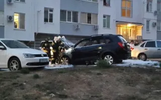 Ночью в Севастополе снова горела иномарка