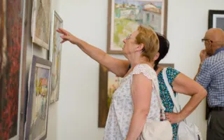 Выставка «Краски Крыма» открылась в Севастополе