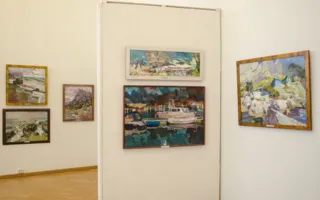 Выставка мариниста Алексея Петрухина открылась в музее