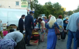 Стихийный рынок на Северной «собирает аншлаг» 