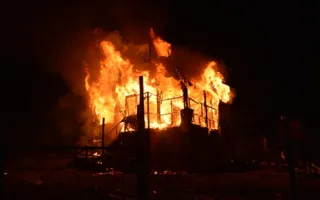 В Балаклавском районе полыхал частный дом