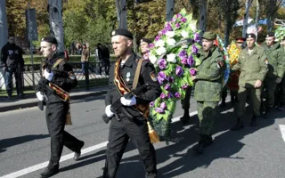 Более 50 тысяч человек пришли попрощаться с Моторолой