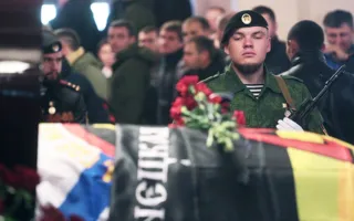 Более 50 тысяч человек пришли попрощаться с Моторолой