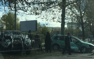 Соцсети об аварии у 22-й школы: Ребёнка увезли на «скорой»