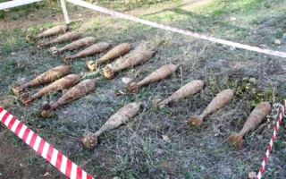 Склад советских боеприпасов нашли в районе Мекензиевых гор