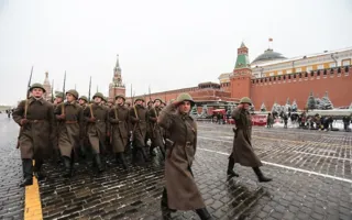 В Москве начался марш в честь парада 1941 года