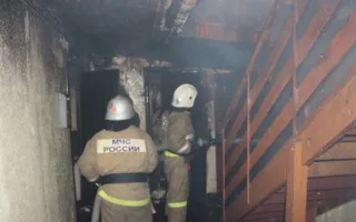 Огнеборцы ликвидировали крупный пожар в доме в Коктебеле