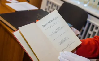 В Севастополе открылся Кабинет диковинных книг