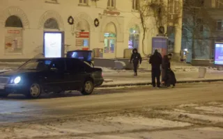 В снежном Севастополе устраивали «ралли» на санках (фото)