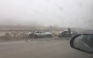 Крупное ДТП на севастопольской трассе: три авто «в хлам» (фото)