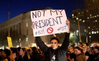 Сотни тысяч человек приняли участие в акции протеста против Трампа (фото)