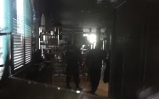 Ресторан «Остров» в Севастополе захватили «люди в масках» — фото