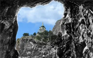 Фотограф соединил историю Крыма в проекте «Пересечение времён»