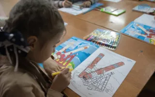 Крымский мост «поместили» в альбом с раскрасками и стихами
