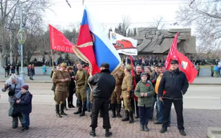 Праздничный Севастополь: полевая кухня, «Победа» и военные корабли (фото, видео)