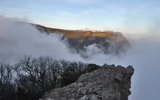 Шлагбаум на Ай-Петри со стороны Ялты открыт — снега хватит до мая (фото)