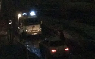 В Омске горе-водитель не пропустила скорую (фото)