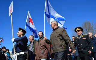 В Севастополе отмечают 80-летие ЧВВМУ имени Нахимова (фото, видео)