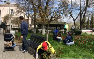 Овсянников и Чибис закрашивали рекламу «соли» (фото)
