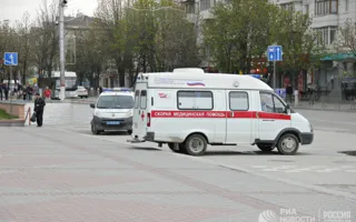 В Симферополе оцепили площадь из-за забытой у Ленина книги (фото)