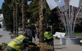 Руководители Ялты на время сменили профессию (фото)