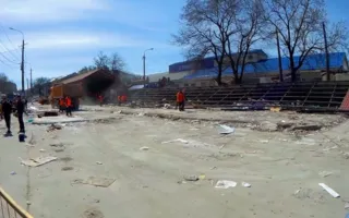 «Стихийщики» в Симферополе не сдают позиций — остановка в осаде (фото)