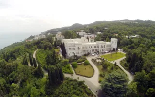 Знаменитые на весь мир достопримечательности Крыма: Ливадийский дворец
